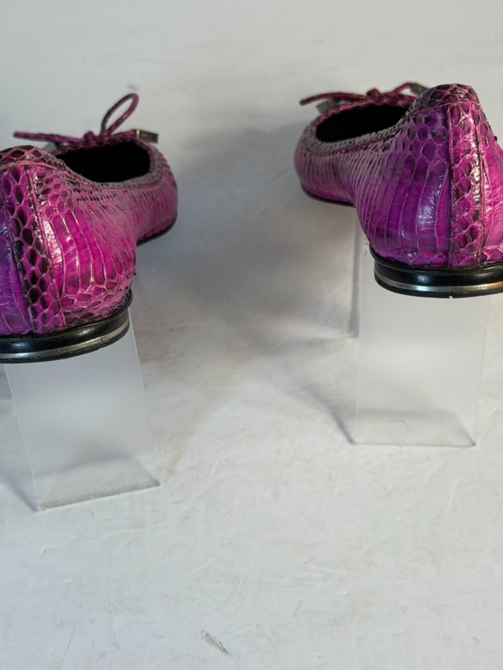 Women's size 6 Flats - Picture 5 of 13